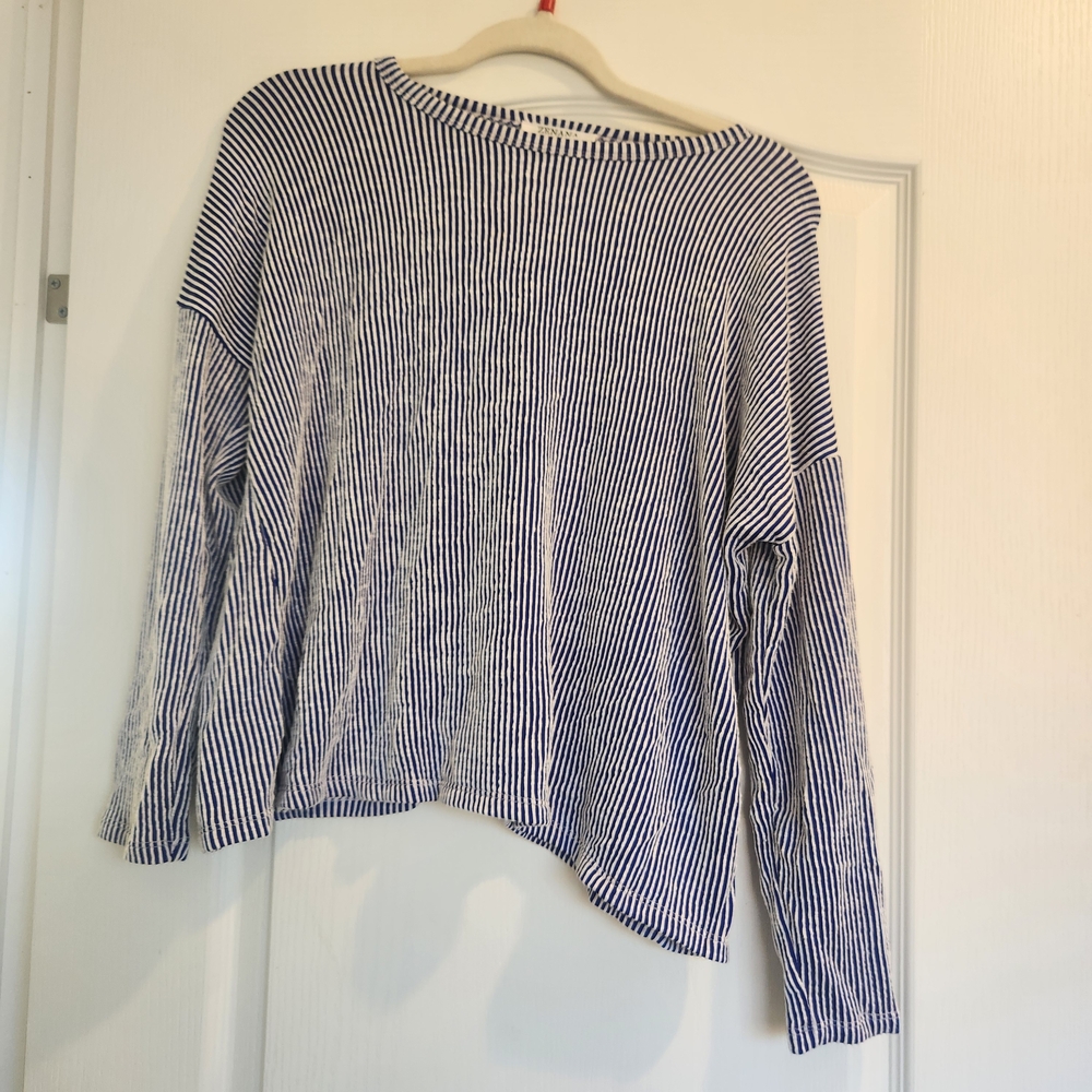 Zenana Outfitters Blue and White Striped Top Size S/M Euc